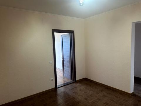 квартира за адресою Миколи Вінграновського вул., 2