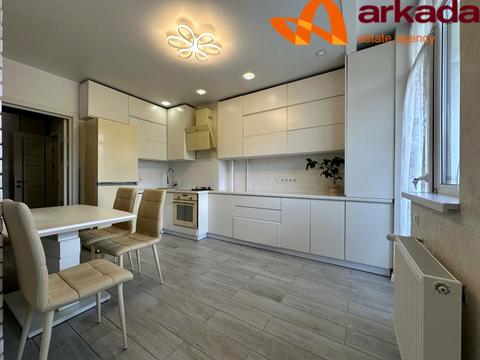 квартира за адресою Свободи вул., 176