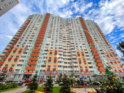 квартира за адресою Софії Русової вул., 7-А