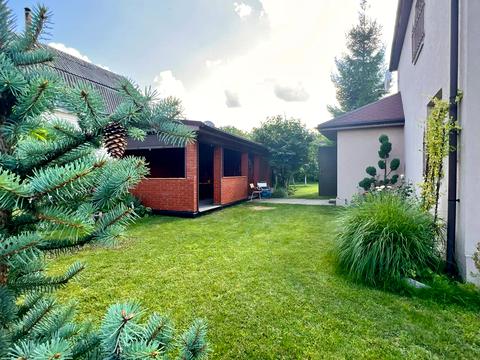 будинок за адресою Дніпровське шосе