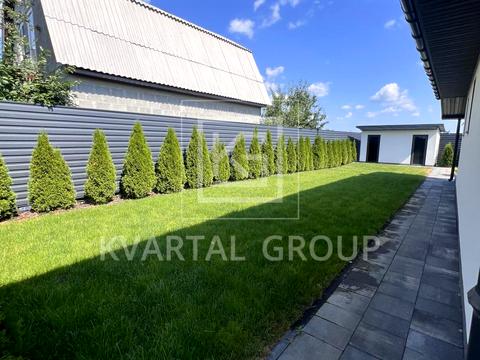 будинок за адресою с. Загальці, миру