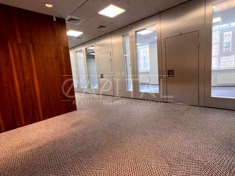 коммерческая по адресу Владимирская ул., 1