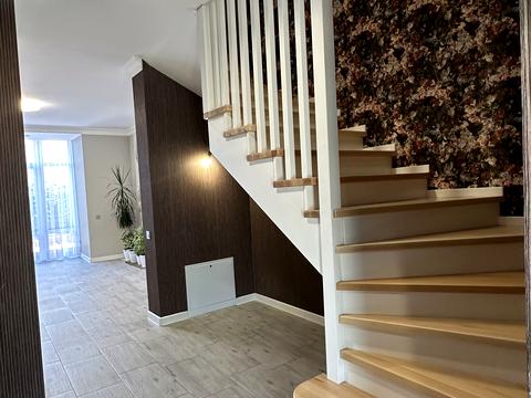 будинок за адресою Патона, 2б