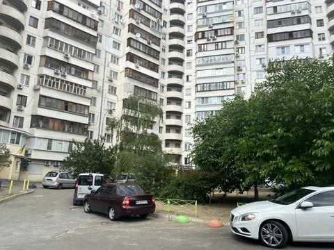 квартира за адресою Левка Лук'яненка вул. (Маршала Тимошенка), 13-А