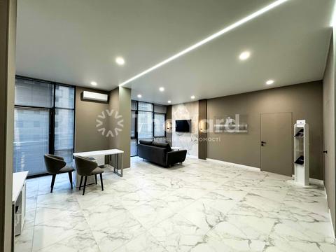 коммерческая по адресу Андрея Верхогляда ул. (Михайла Драгомирова), 17-Б