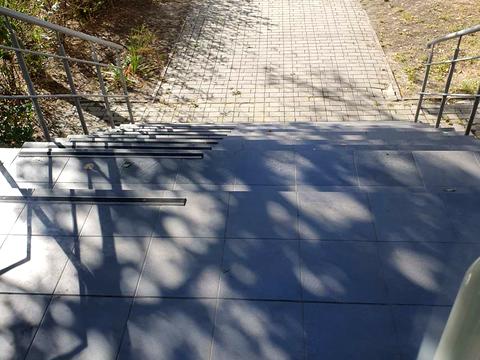 комерційна за адресою Героїв просп., 23