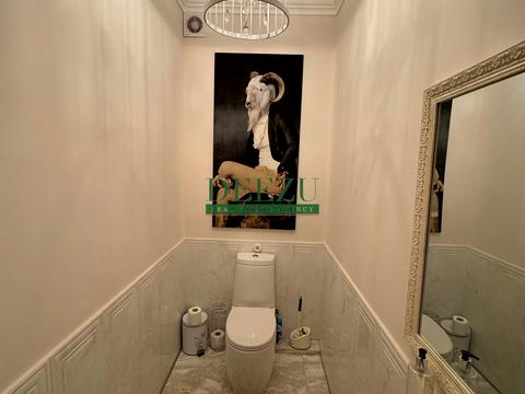 будинок за адресою смт. Козин, Миру вул.