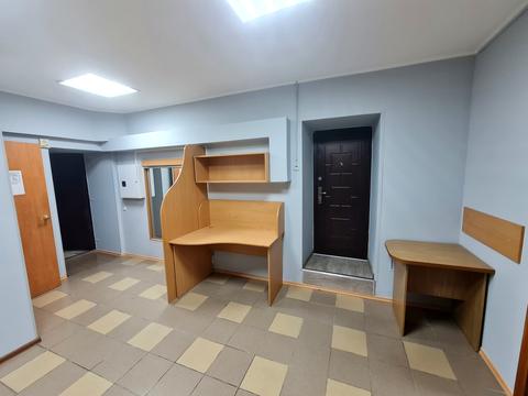 комерційна за адресою Панаса Мирного вул., 9-Б