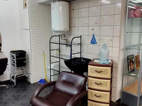 комерційна за адресою Васильківська вул., 42