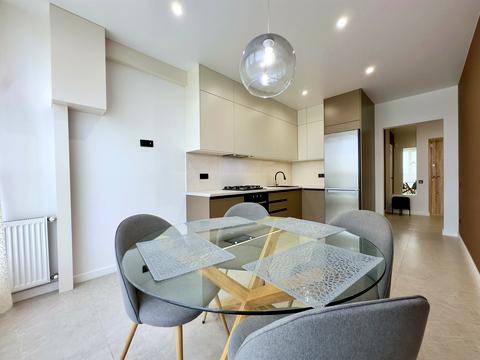 квартира за адресою Павла Думанського вул., 27