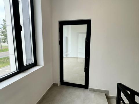 комерційна за адресою Зелена вул., 400
