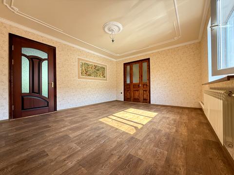 дом по адресу с. Вергуны, Свято-Троїцька, 180