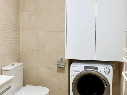 квартира за адресою Дніпровська набережна вул., 18-Б