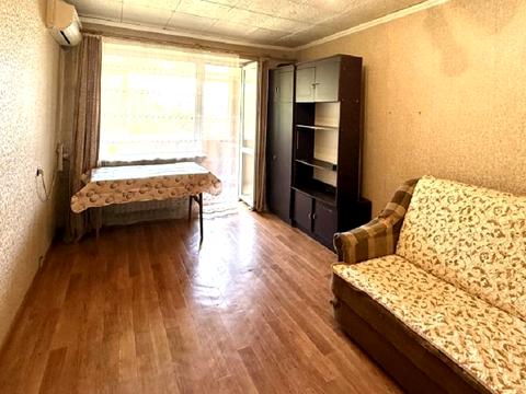 квартира за адресою Довженка вул., 9