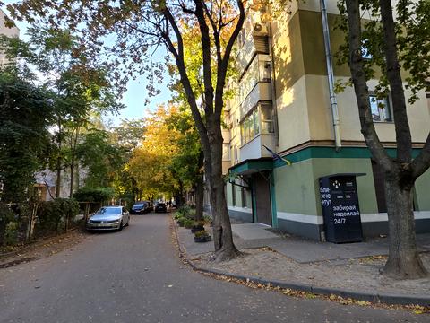 квартира за адресою Богдана Хмельницького просп. (Героїв Сталінграда), 12-Г