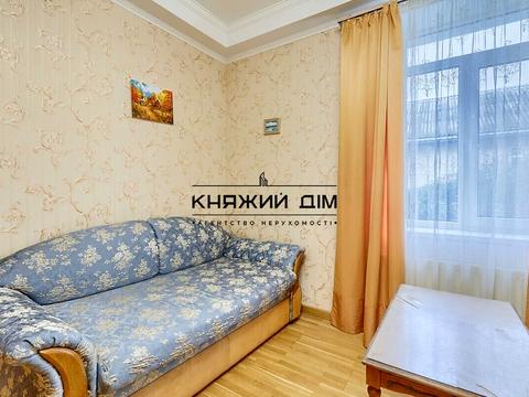 квартира за адресою Карпатська вул., 17/17