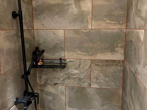 комерційна за адресою Військовий узвіз, 8