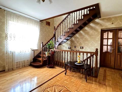 будинок за адресою Богдана Хмельницького