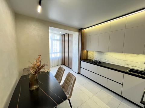 квартира за адресою Старокостянтинівське шосе, 20/4-А