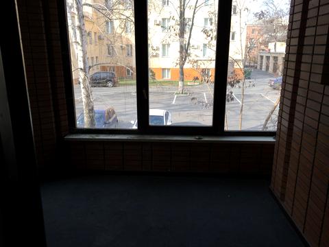 комерційна за адресою Шевченка вул., 5