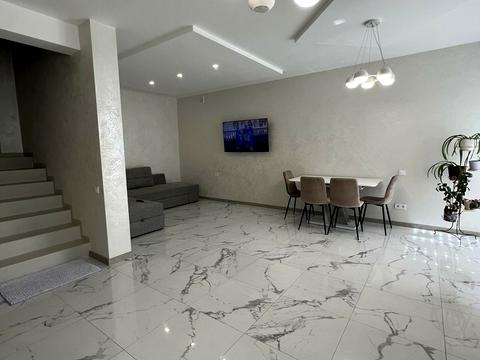 будинок за адресою Кулика і Гудачека вул. (Макарова)