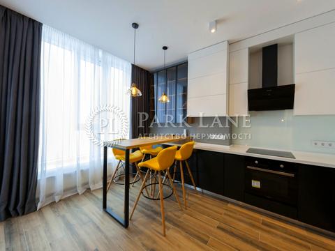 квартира за адресою Джона Маккейна вул. (Івана Кудрі), 26