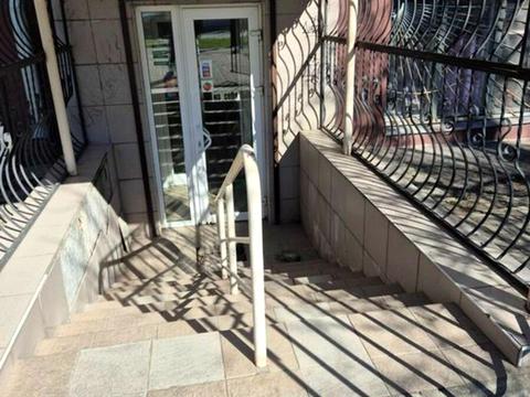 комерційна за адресою Василя Сергієнка вул. (Задніпровська), 48
