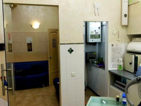 комерційна за адресою Ринок пл., 12