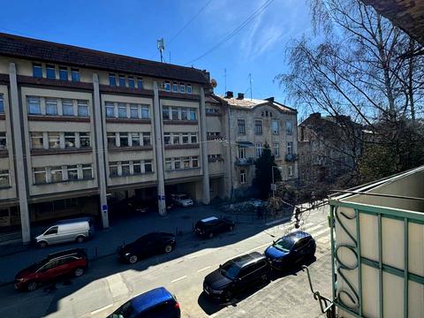 квартира за адресою Генерала Тараса Чупринки вул. (Пушкіна), 84