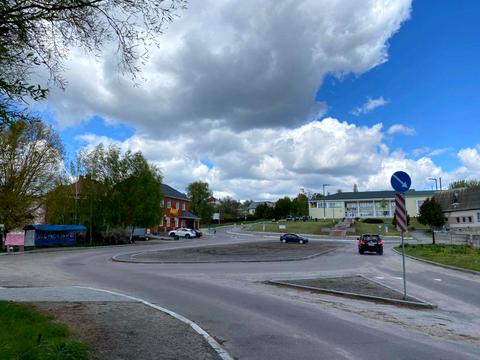 участок по адресу провулок Садовий, 1