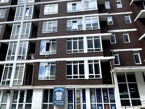 комерційна за адресою Малоголосківська вул., 44