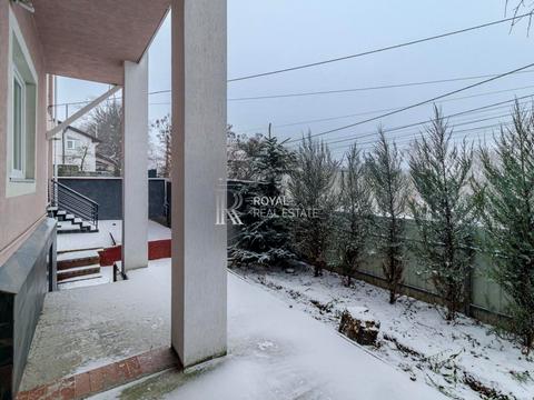 комерційна за адресою Володимира Самійленка вул. (Холмогорська), 17