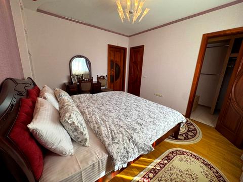 квартира за адресою Залізнична вул., 9
