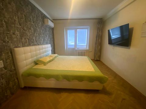 квартира за адресою Братиславська вул., 42-А