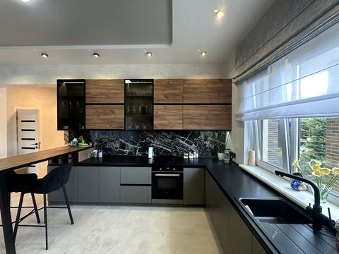 дом по адресу Академическая ул.