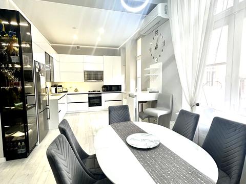 квартира по адресу Кармалюка ул., 4