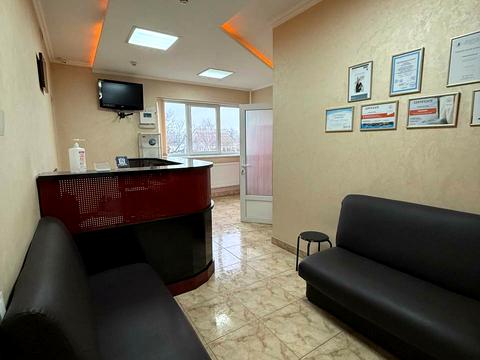 комерційна за адресою Центральна, 48