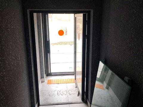 комерційна за адресою Звіринецька вул., 72
