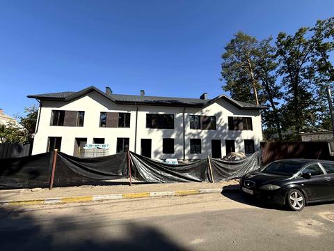 будинок за адресою Олени Теліги вул. (Лермонтова)