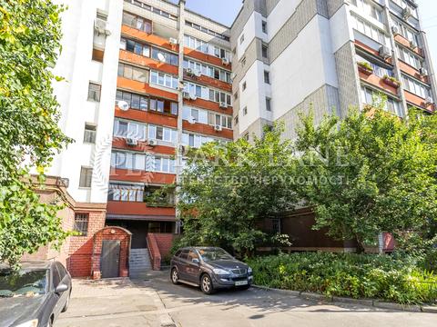 комерційна за адресою Межигірська вул., 26