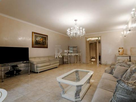 квартира за адресою Кропивницького вул., 8