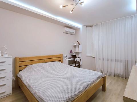 квартира за адресою Драгоманова вул., 4-А
