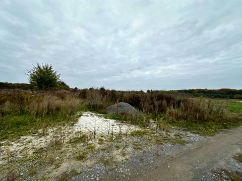 участок по адресу 