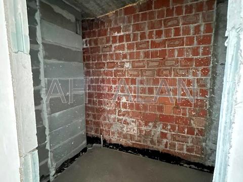 квартира за адресою Радистів вул., 40-В