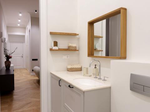 квартира за адресою Заньковецької вул., 6