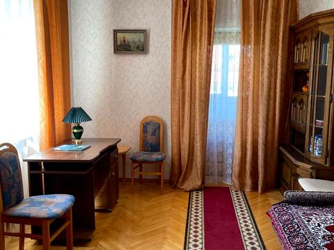 будинок за адресою Богдана Хмельницького вул., 10