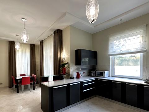 будинок за адресою смт. Козин, Старокиївська вул.