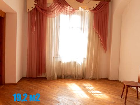 квартира по адресу Дубно, Кирила і Мефодія, 12