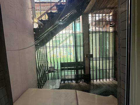 комерційна за адресою Канатна вул., 60