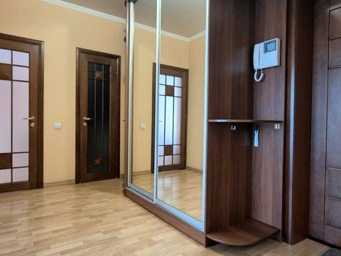 квартира по адресу Миколы Бажана просп., 12